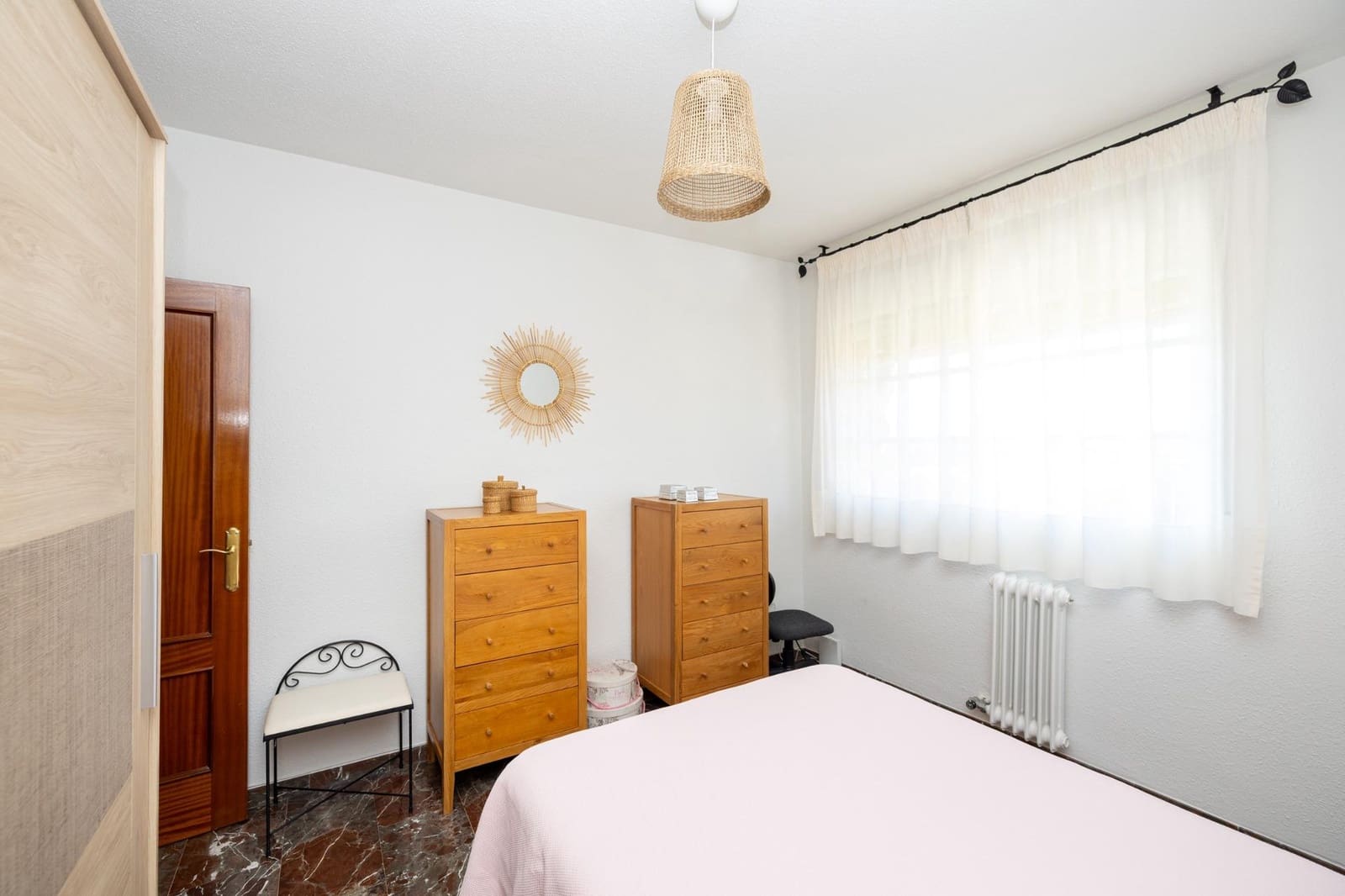 1 Zimmer Apartment zu verkaufen in Granada Stadt - 249.900 € (Ref: 10067884)