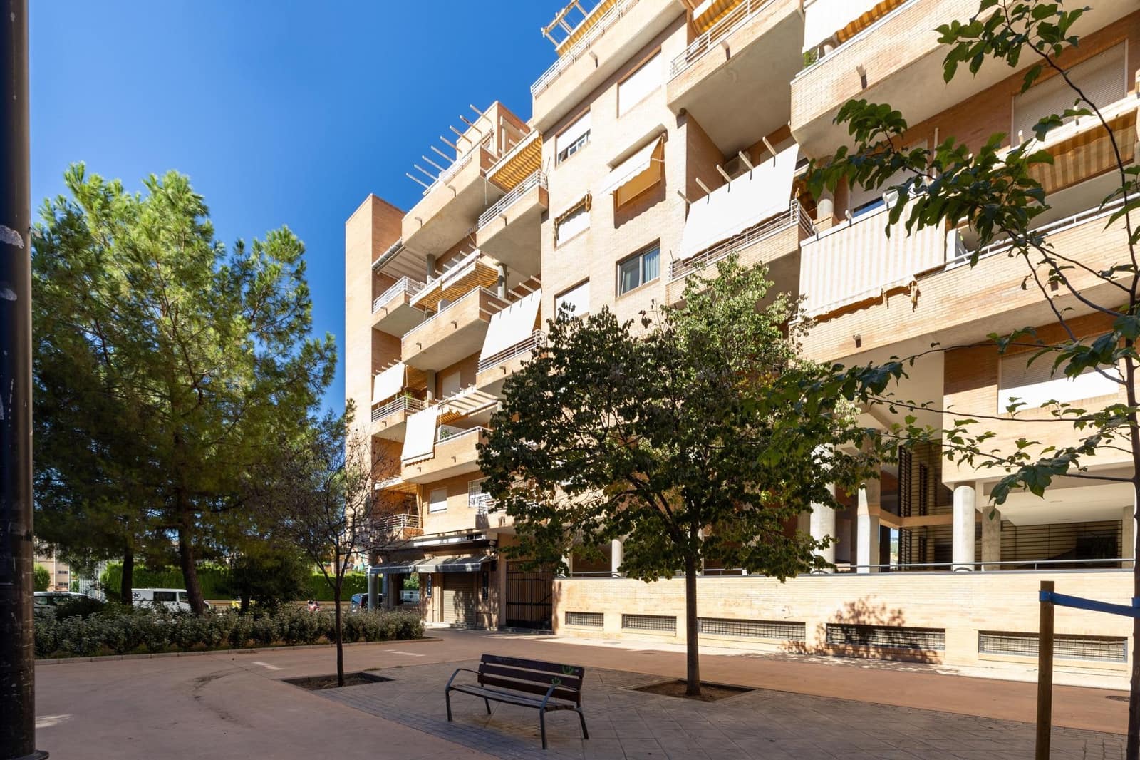 1 Zimmer Apartment zu verkaufen in Granada Stadt - 249.900 € (Ref: 10067884)