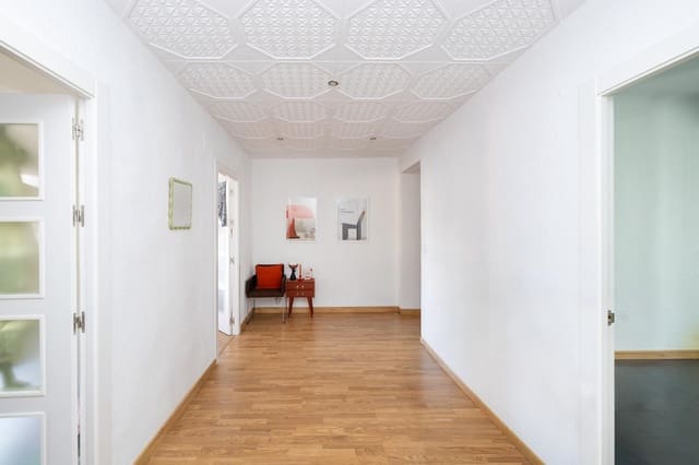 4 Zimmer Penthouse zu verkaufen in Granada Stadt - 455.000 € (Ref: 10076641)
