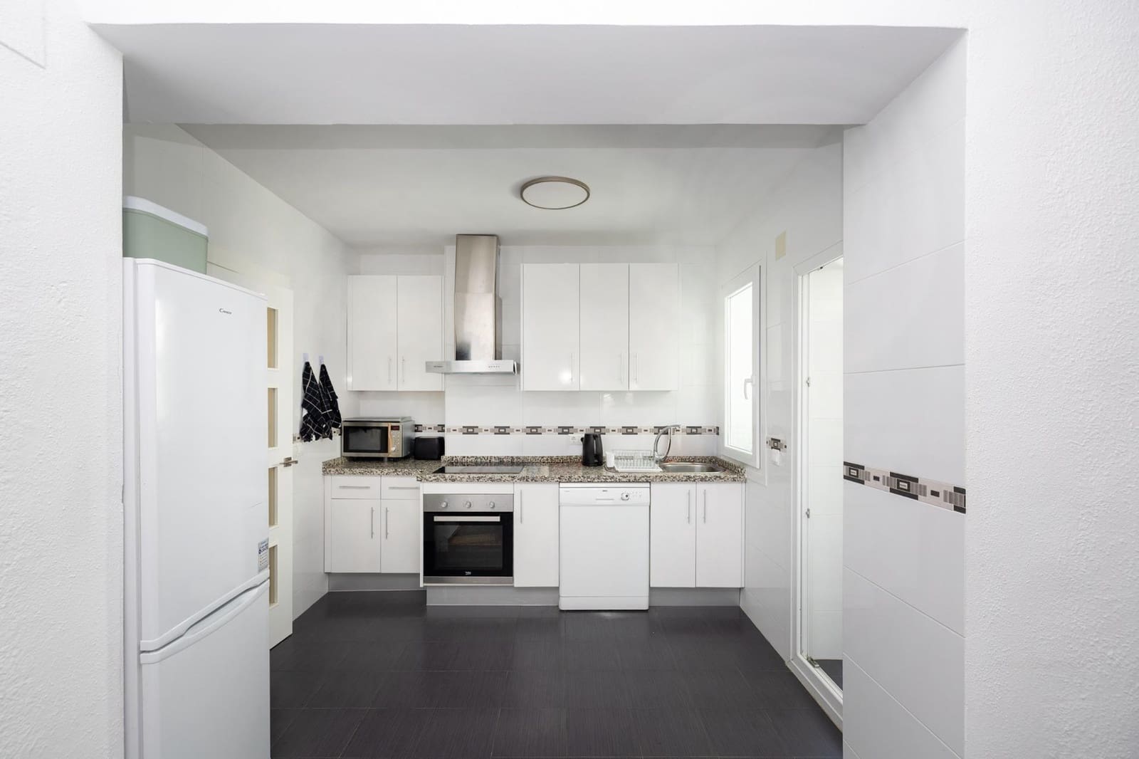 4 bedroom Penthouse for sale in Granada city - € 455,000 (Ref: 10076641)