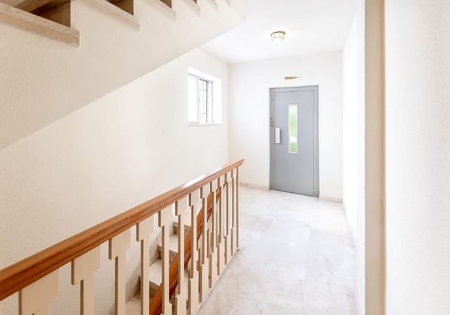4 makuuhuone Asunto myytävänä paikassa Centro, Granada kaupunki - 439 000 € (Ref: 10078290)
