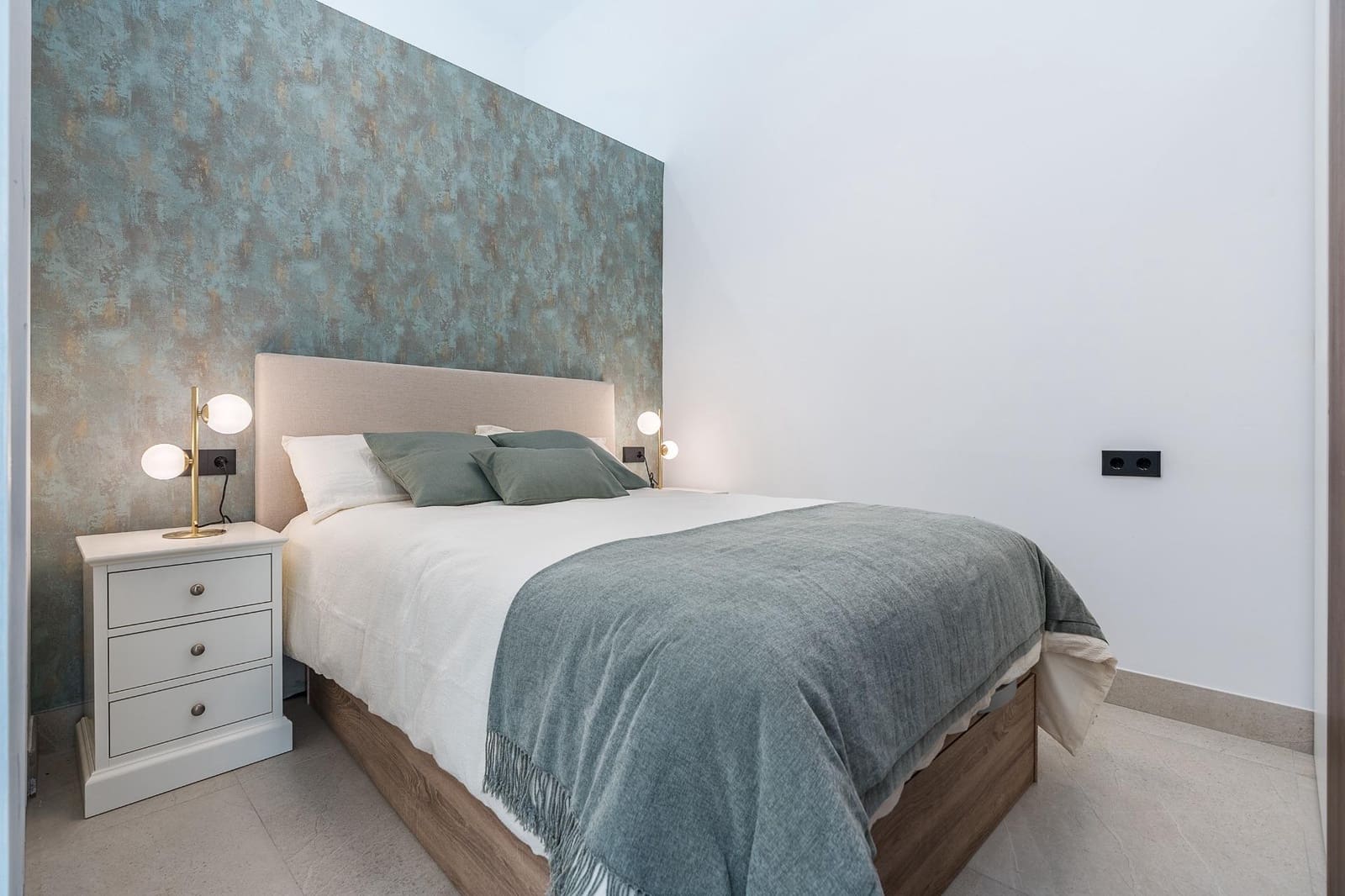 1 sovrum Lägenhet till salu i Granada stad med pool garage - 205 000 € (Ref: 10081142)
