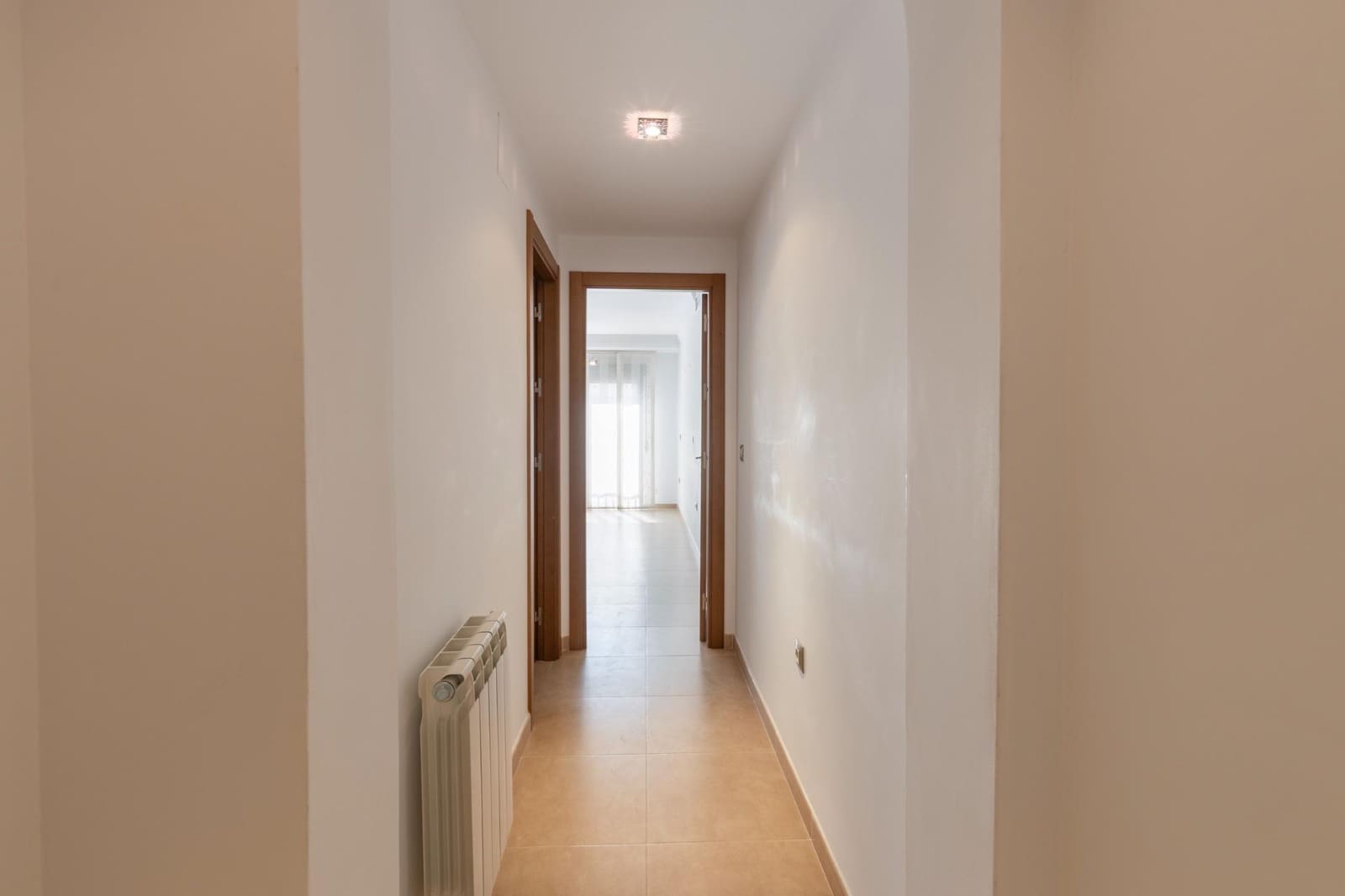 2 slaapkamer Flat te koop in La Zubia met garage - € 198.000 (Ref: 10081143)
