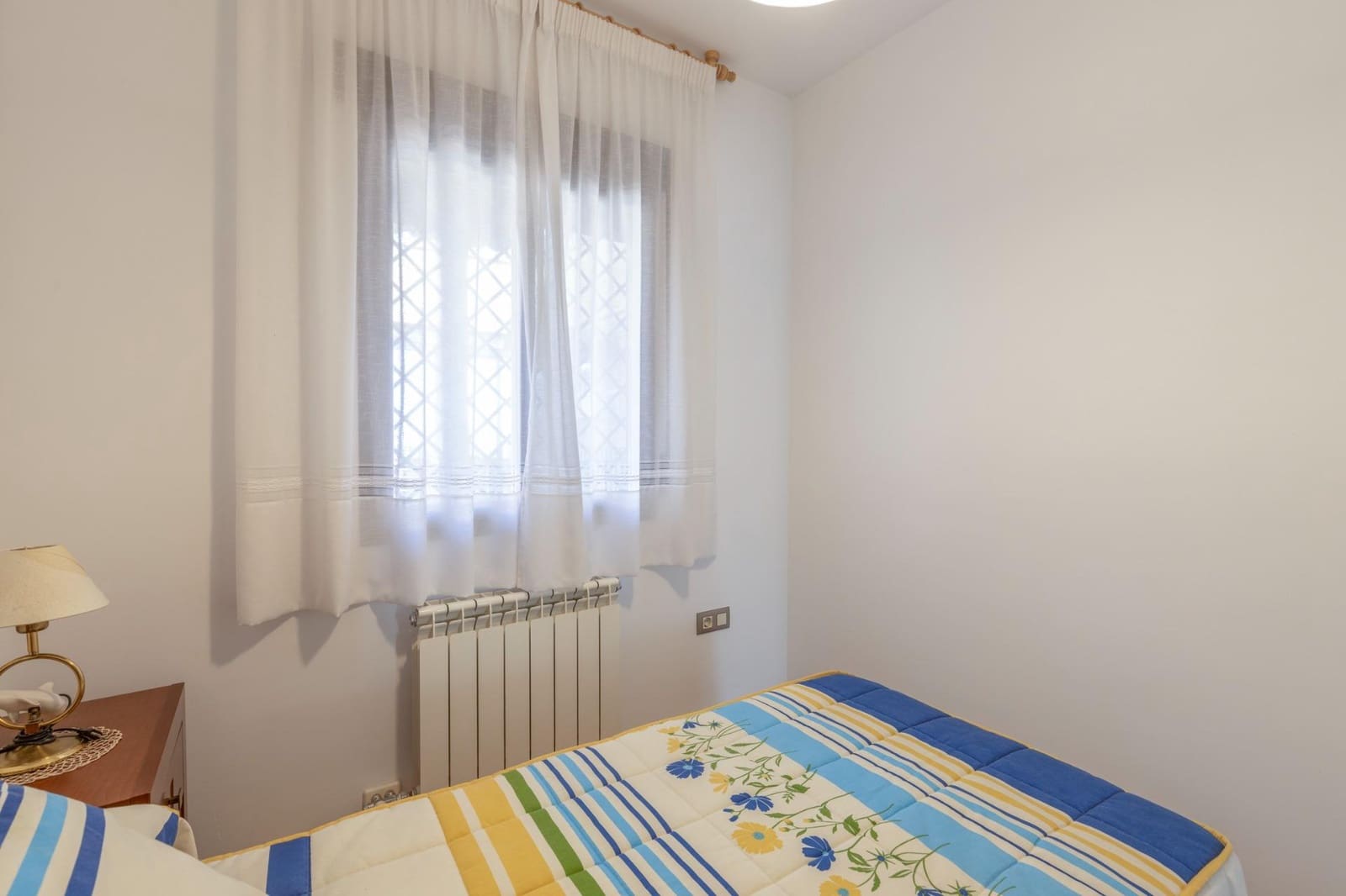 2 slaapkamer Flat te koop in La Zubia met garage - € 198.000 (Ref: 10081143)