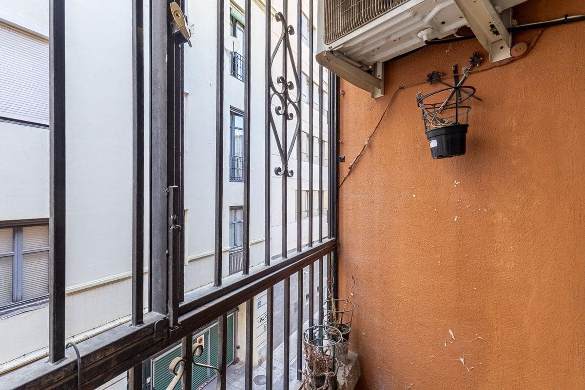 2 soveværelse Lejlighed til salg i Granada by - € 270.000 (Ref: 10081144)