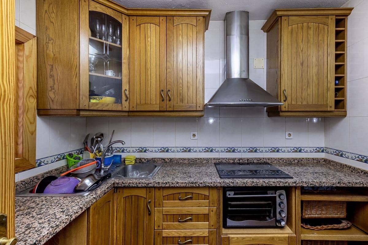 2 soveværelse Lejlighed til salg i Granada by - € 270.000 (Ref: 10081144)