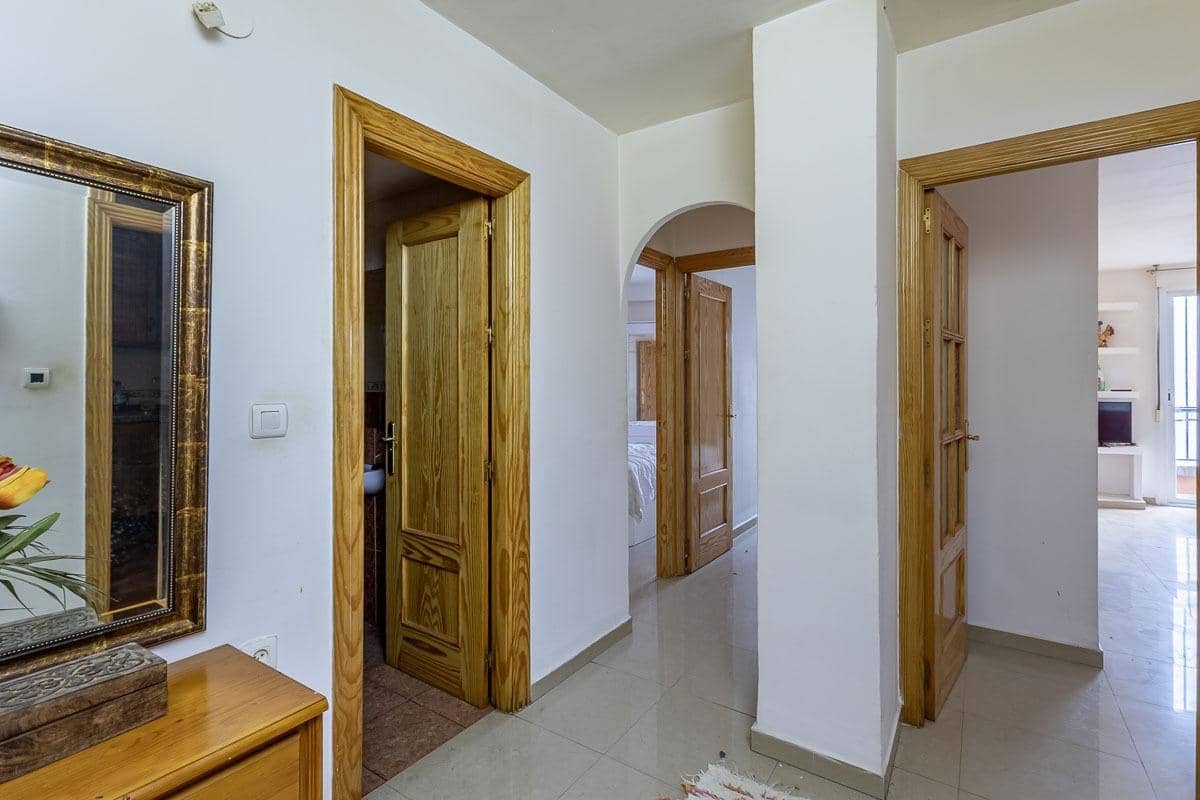 2 soveværelse Lejlighed til salg i Granada by - € 270.000 (Ref: 10081144)