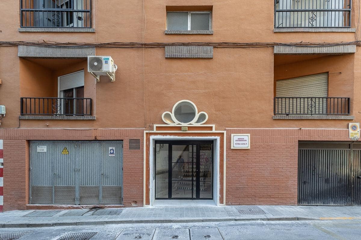 2 soveværelse Lejlighed til salg i Granada by - € 270.000 (Ref: 10081144)
