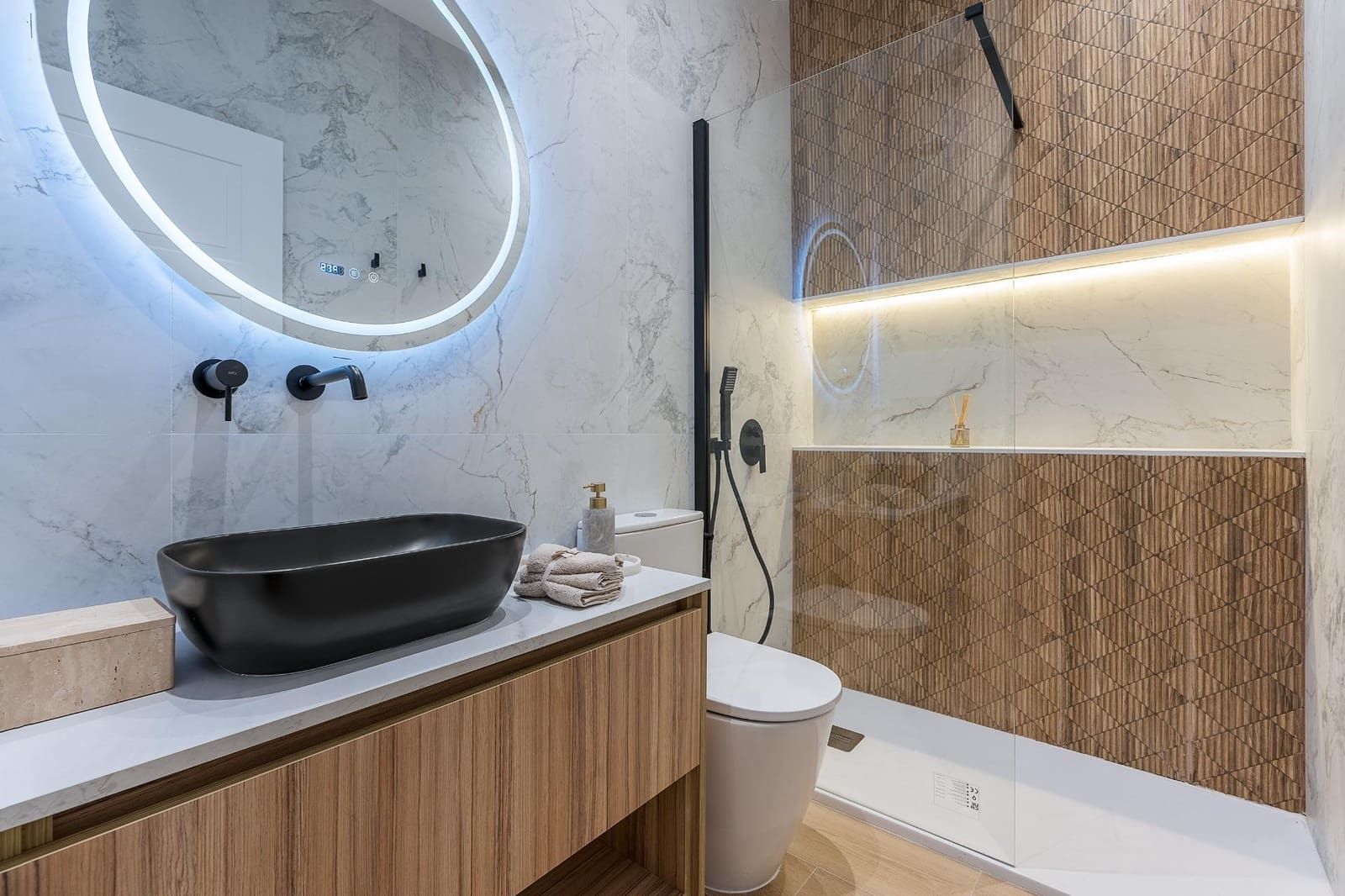 1 sovrum Lägenhet till salu i Granada stad med pool garage - 258 000 € (Ref: 10081145)