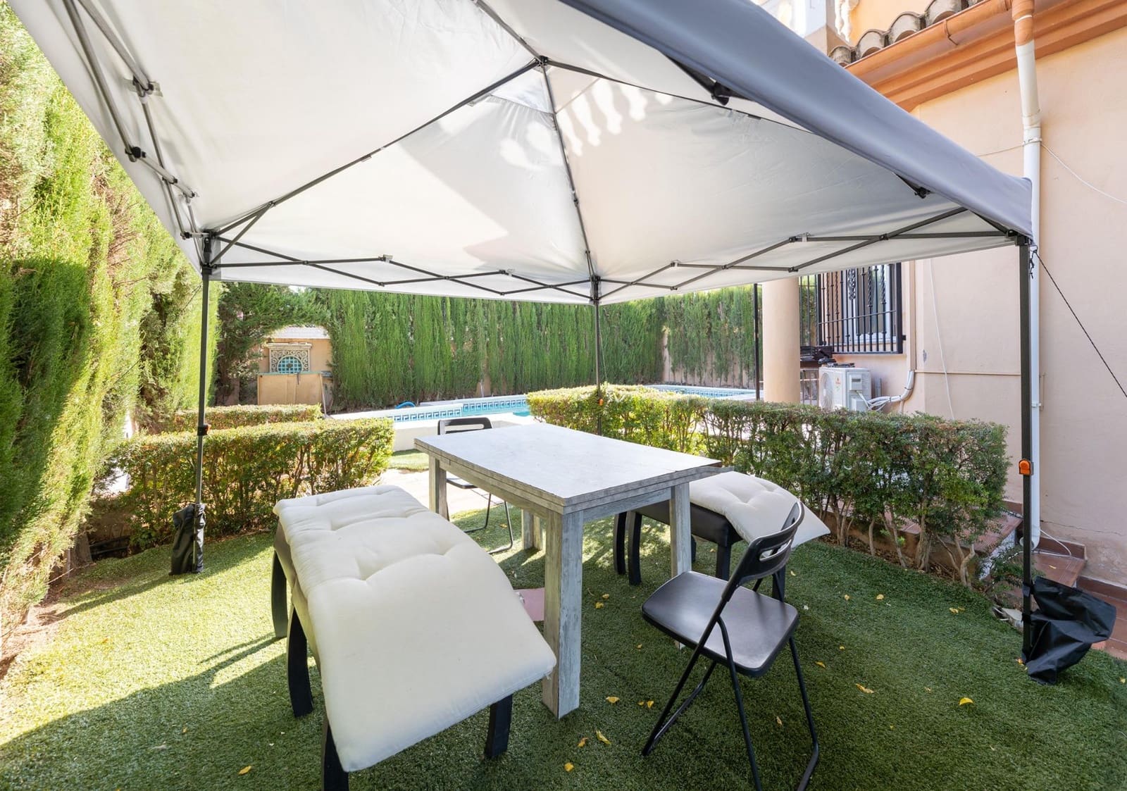 4 chambre Villa/Maison Semi-Mitoyenne à vendre à Cullar Vega avec piscine garage - 359 000 € (Ref: 10086439)