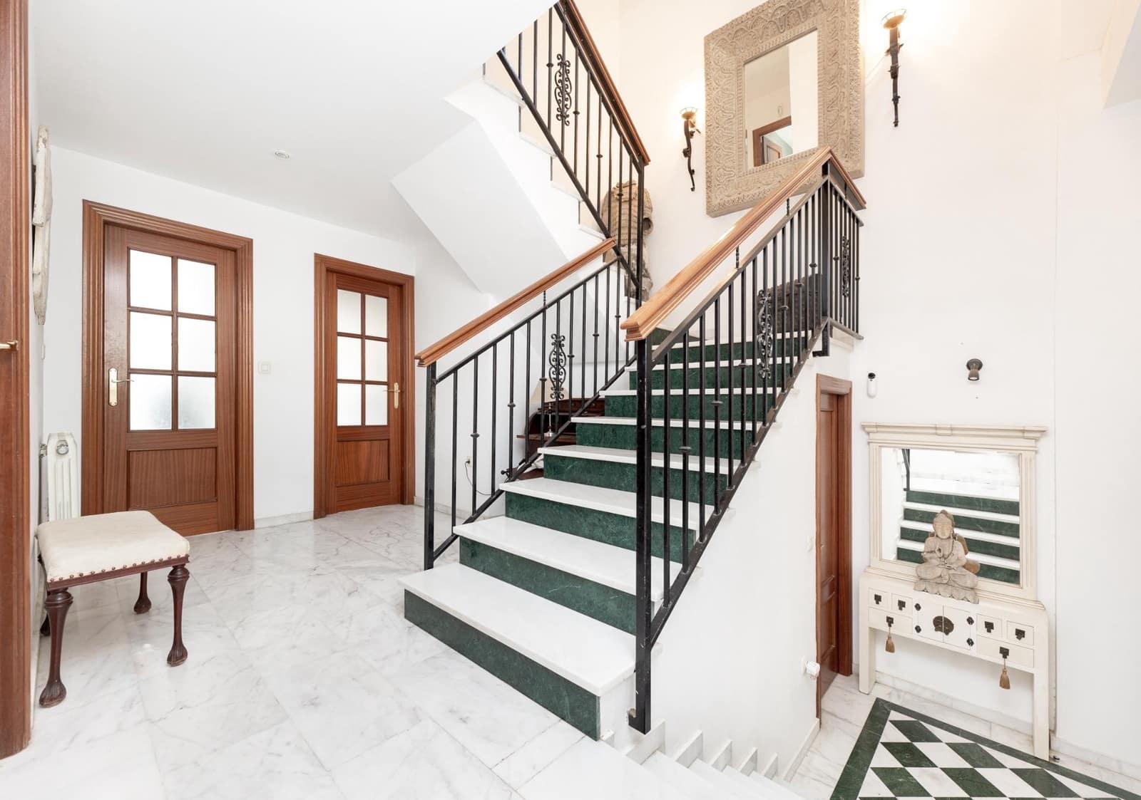 4 chambre Villa/Maison Semi-Mitoyenne à vendre à Cullar Vega avec piscine garage - 359 000 € (Ref: 10086439)