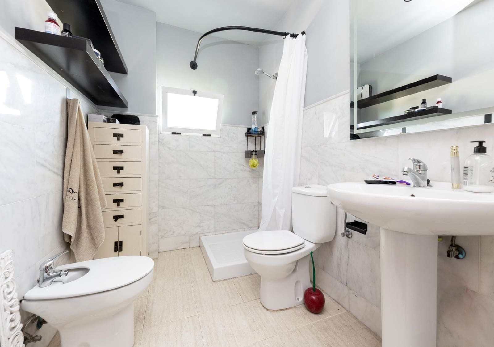 4 chambre Villa/Maison Semi-Mitoyenne à vendre à Cullar Vega avec piscine garage - 359 000 € (Ref: 10086439)