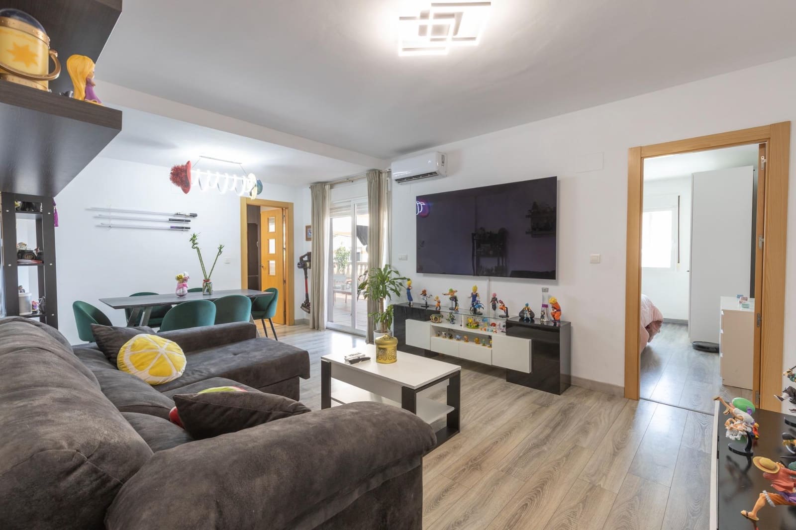 2 slaapkamer Flat te koop in Las Gabias met garage - € 180.000 (Ref: 10086440)