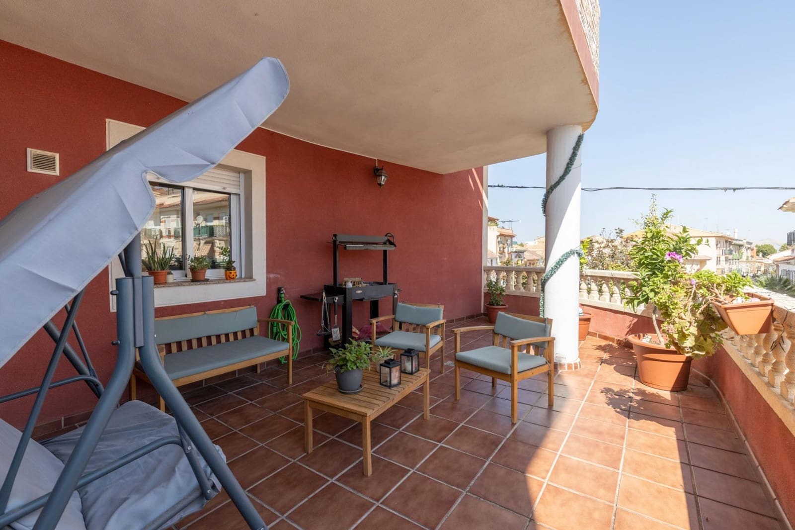 2 slaapkamer Flat te koop in Las Gabias met garage - € 180.000 (Ref: 10086440)