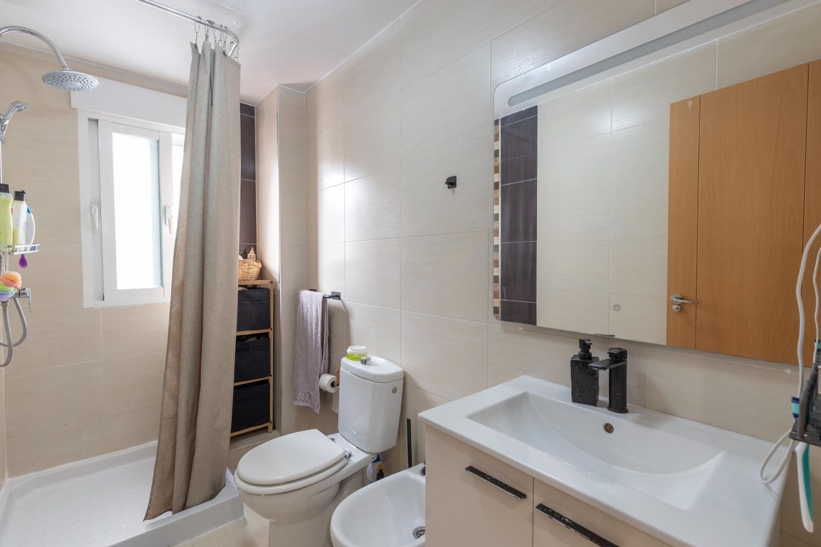 2 slaapkamer Flat te koop in Las Gabias met garage - € 180.000 (Ref: 10086440)