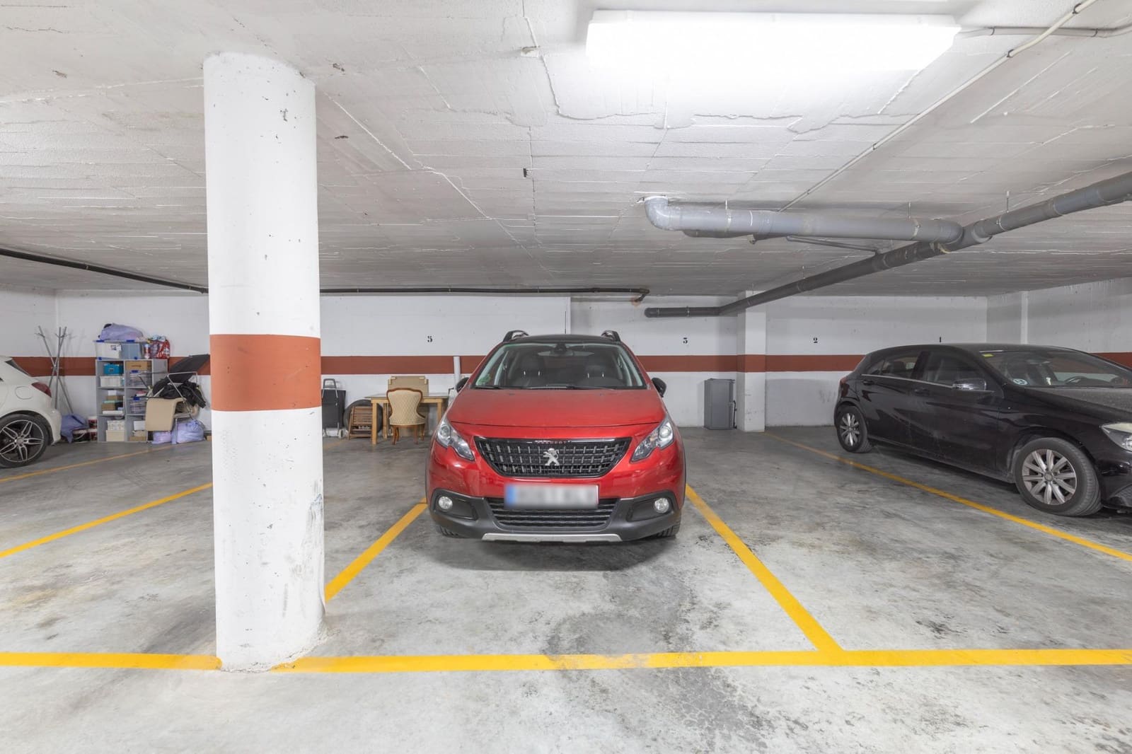 2 slaapkamer Flat te koop in Las Gabias met garage - € 180.000 (Ref: 10086440)