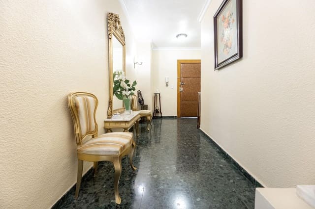 4 chambre Appartement à vendre à Grenade ville avec garage - 420 000 € (Ref: 10086441)