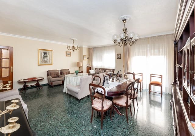 4 chambre Appartement à vendre à Grenade ville avec garage - 420 000 € (Ref: 10086441)