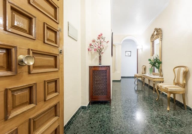 4 chambre Appartement à vendre à Grenade ville avec garage - 420 000 € (Ref: 10086441)