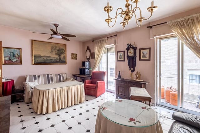 4 slaapkamer Flat te koop in Granada stad - € 345.000 (Ref: 10086442)