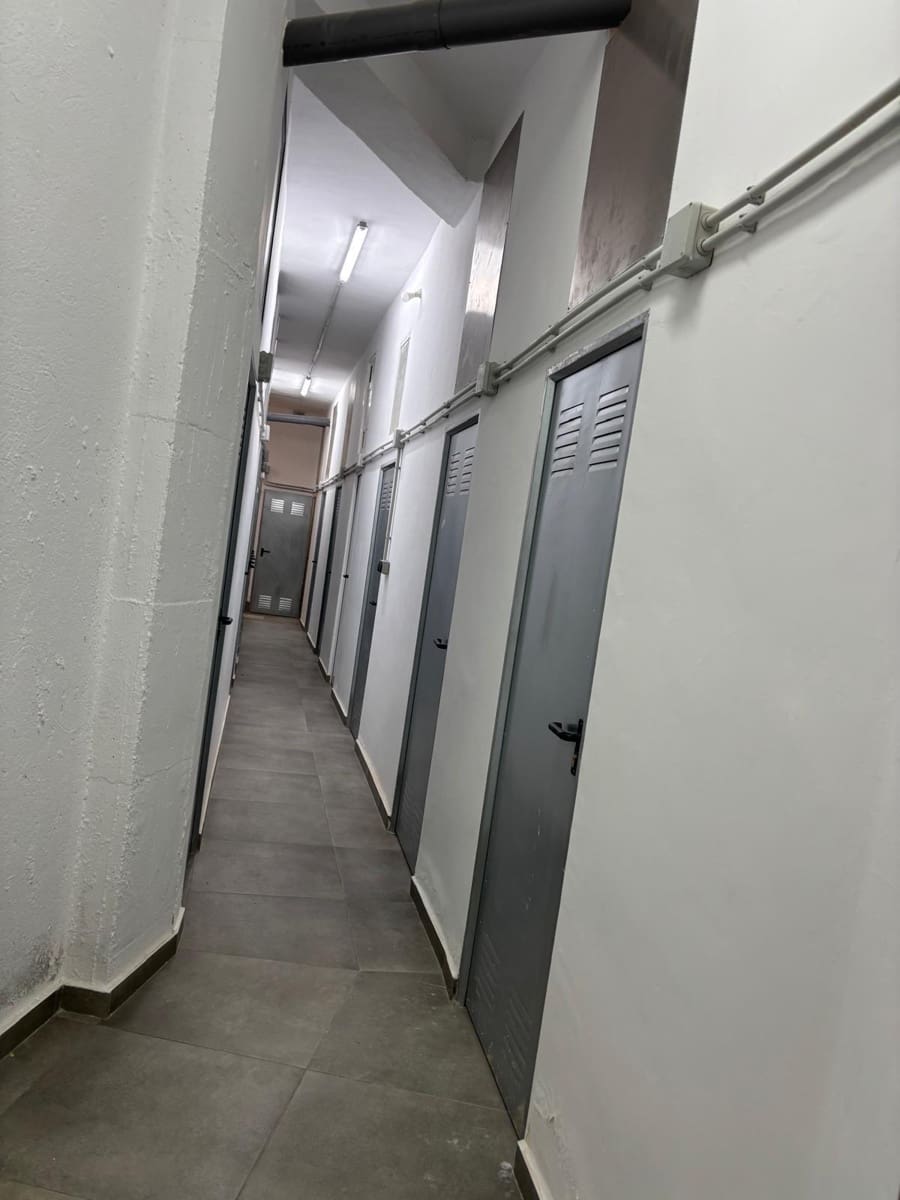4 slaapkamer Flat te koop in Granada stad - € 345.000 (Ref: 10086442)
