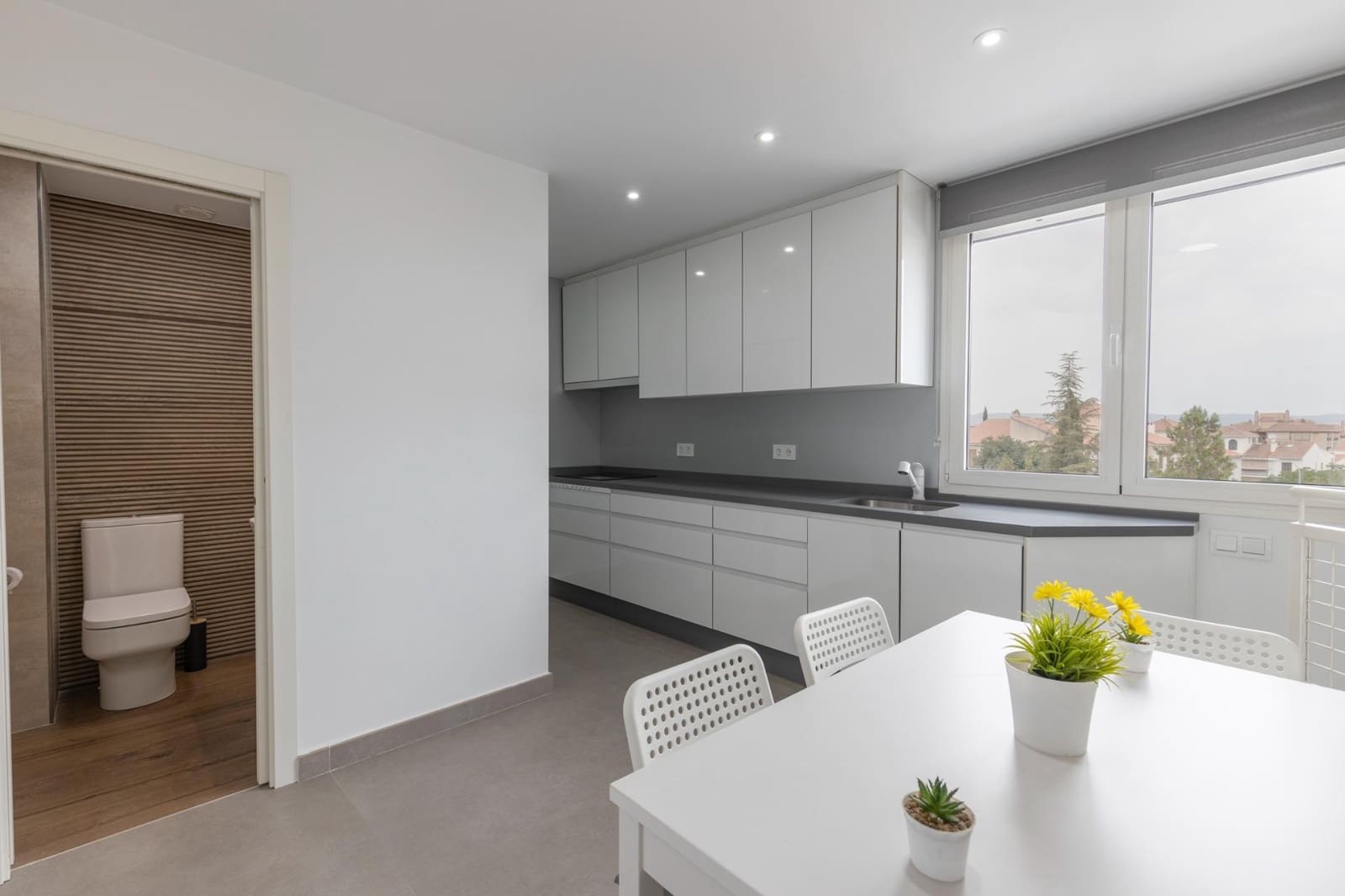Chalet de 3 habitaciones en Granada ciudad en venta con garaje - 425.000 € (Ref: 10086443)
