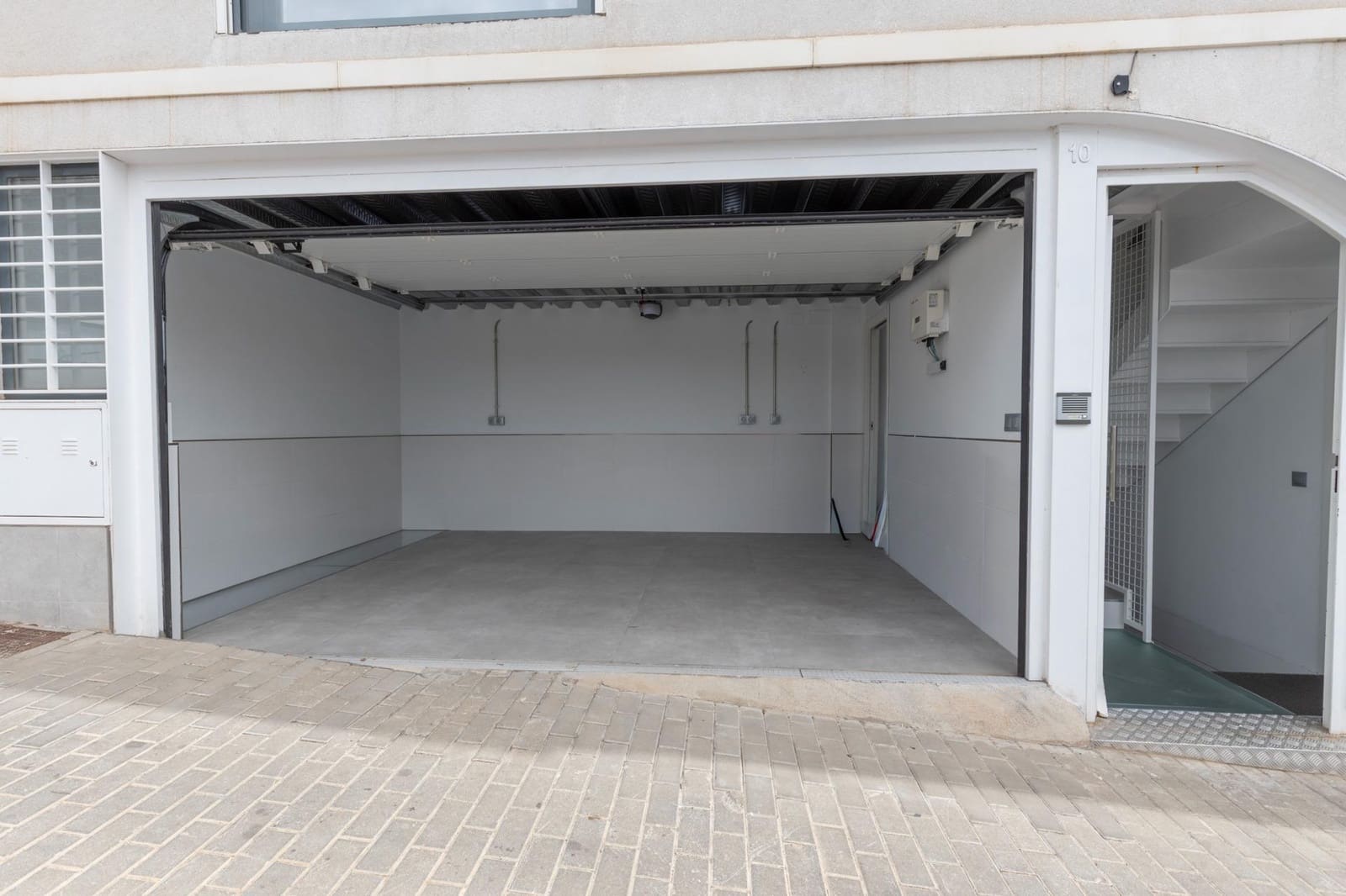 Chalet de 3 habitaciones en Granada ciudad en venta con garaje - 425.000 € (Ref: 10086443)
