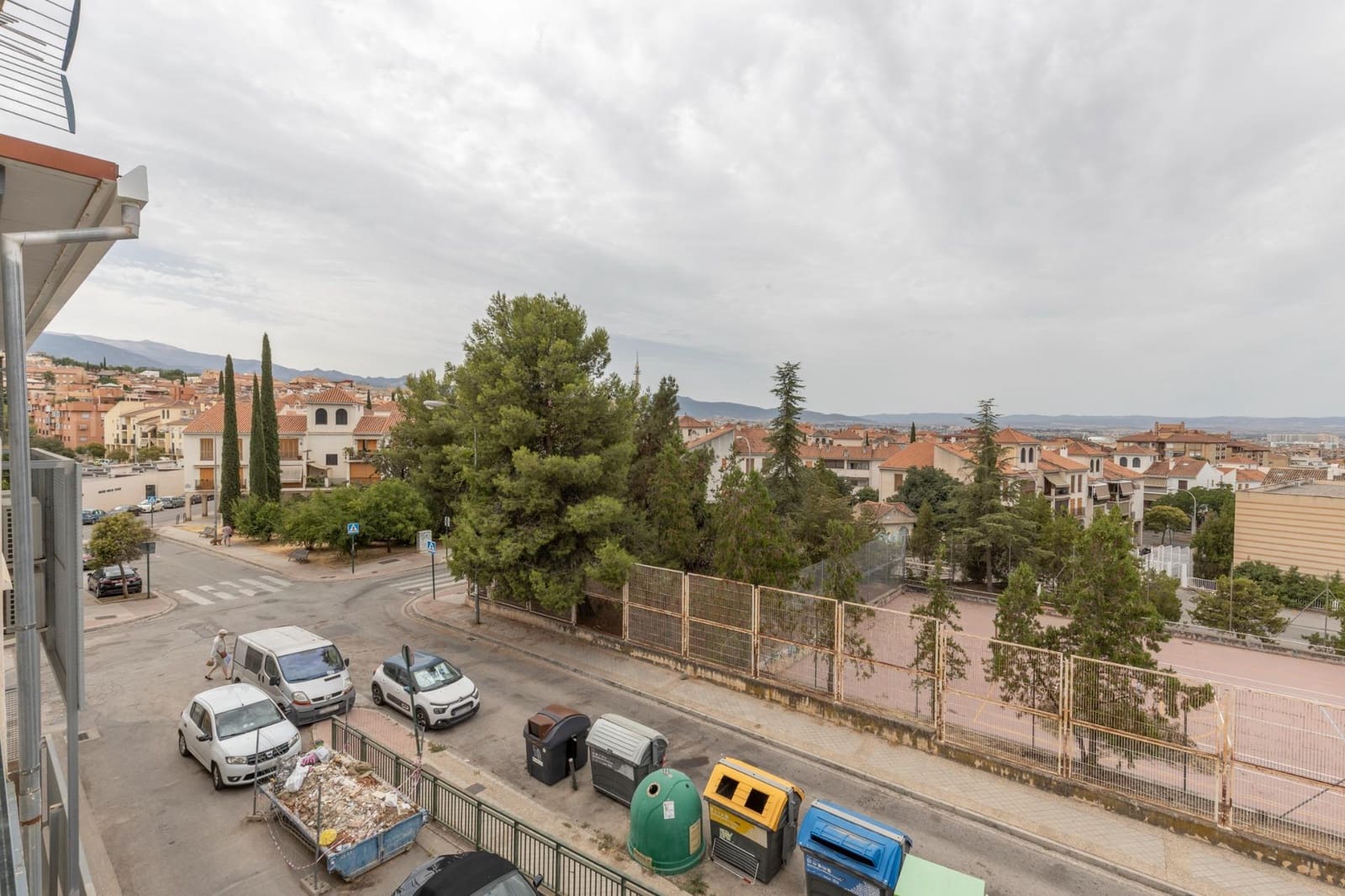 Chalet de 3 habitaciones en Granada ciudad en venta con garaje - 425.000 € (Ref: 10086443)