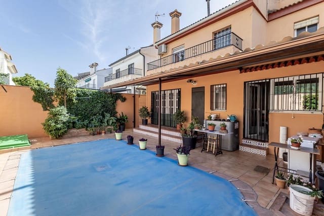 3 sovrum Villa till salu i Santa Fe med pool garage - 285 000 € (Ref: 10089650)