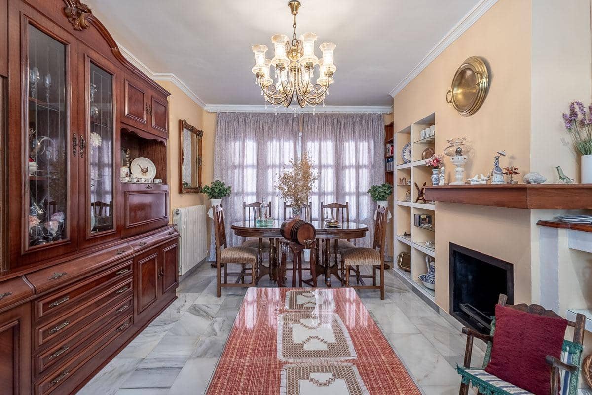 3 sovrum Villa till salu i Santa Fe med pool garage - 285 000 € (Ref: 10089650)