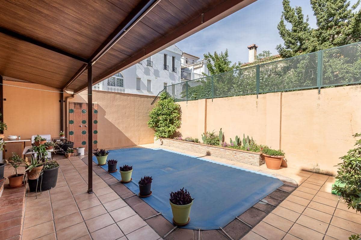 3 sovrum Villa till salu i Santa Fe med pool garage - 285 000 € (Ref: 10089650)