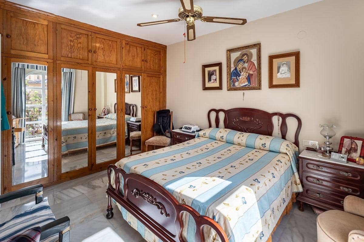 3 sovrum Villa till salu i Santa Fe med pool garage - 285 000 € (Ref: 10089650)