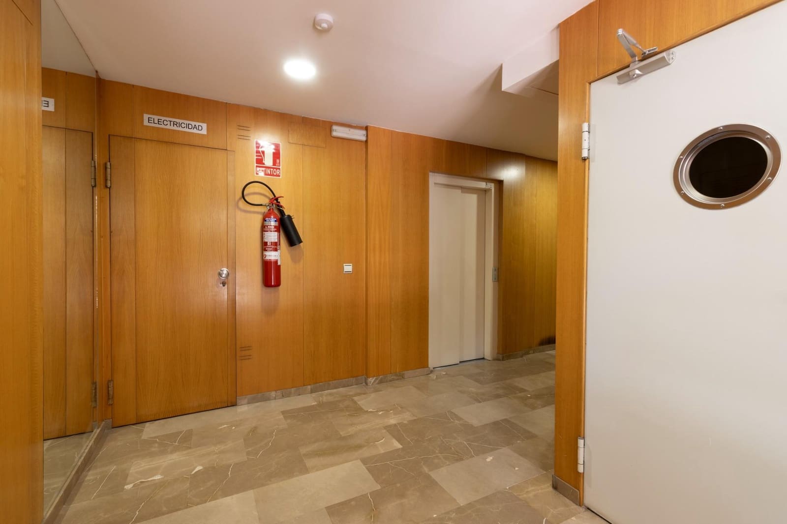 Piso de 2 habitaciones en Granada ciudad en venta con piscina garaje - 292.000 € (Ref: 10094564)