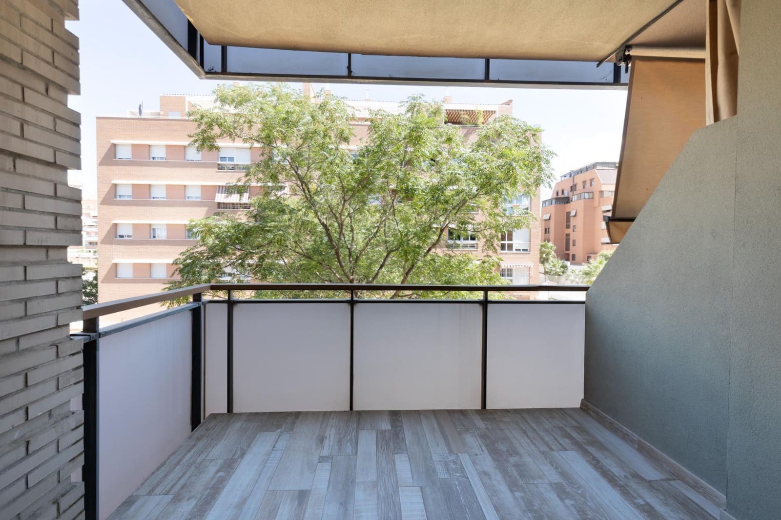 Piso de 2 habitaciones en Granada ciudad en venta con piscina garaje - 292.000 € (Ref: 10094564)