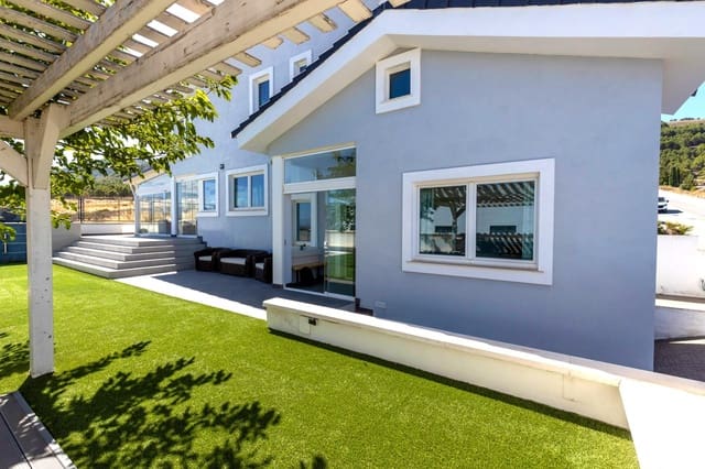 5 camera da letto Villa in vendita in Dílar con piscina garage - 649.000 € (Rif: 10094567)