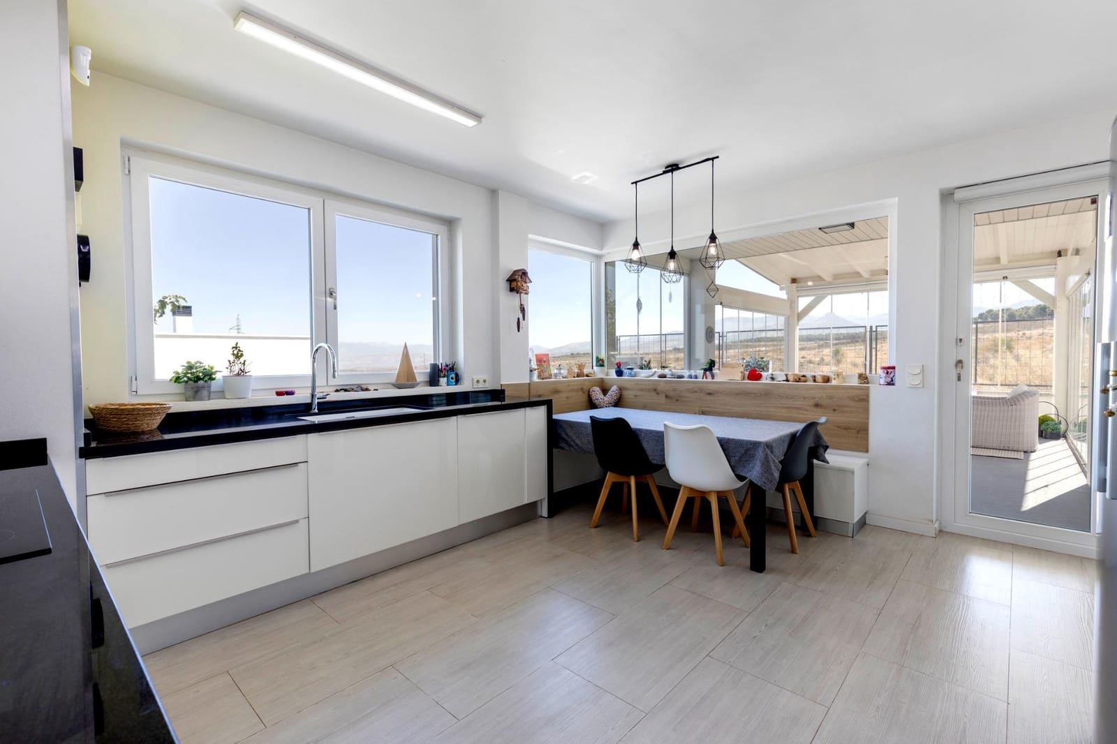 5 quarto Moradia para venda em Dilar com piscina garagem - 649 000 € (Ref: 10094567)