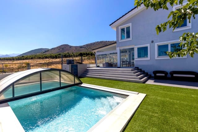 5 camera da letto Villa in vendita in Dílar con piscina garage - 649.000 € (Rif: 10094567)