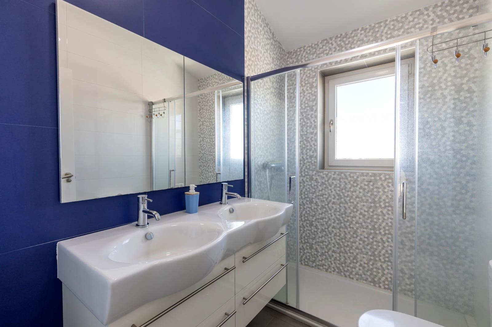 5 quarto Moradia para venda em Dilar com piscina garagem - 649 000 € (Ref: 10094567)