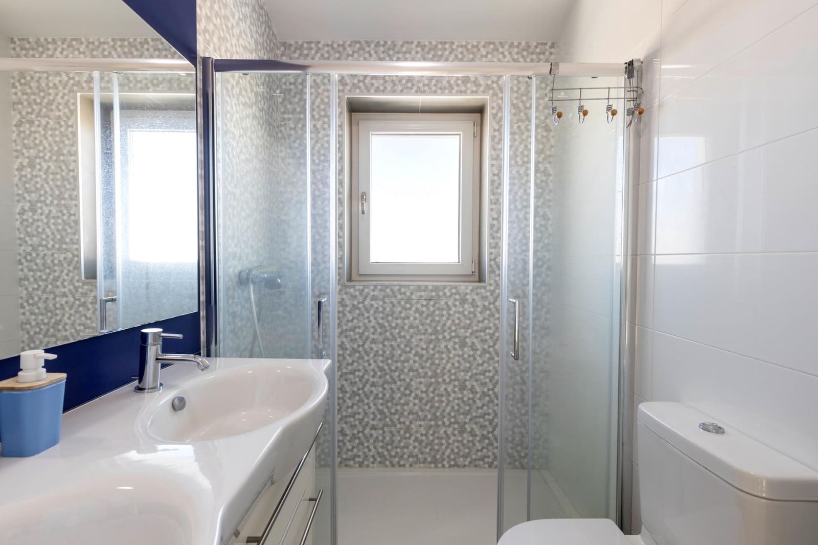 5 quarto Moradia para venda em Dilar com piscina garagem - 649 000 € (Ref: 10094567)