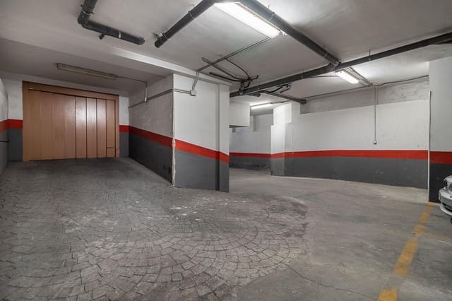 Garaje en Carretera de la Sierra, Granada ciudad en venta - 25.000 € (Ref: 10098368)