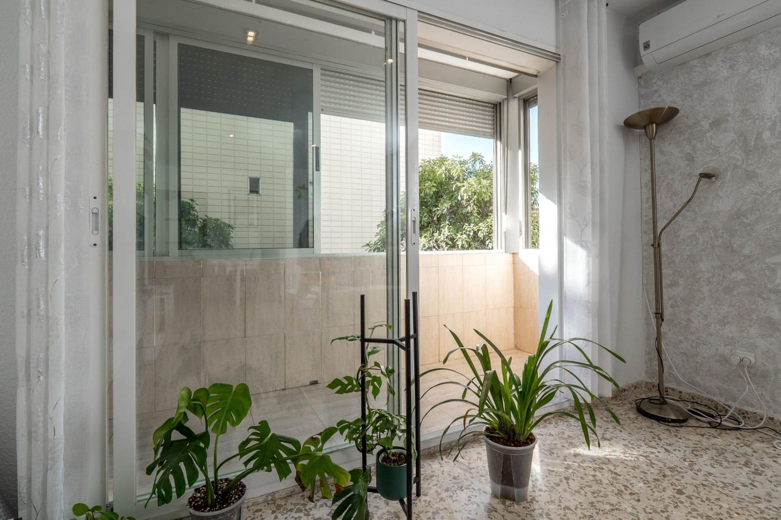 3 sypialnia Mieszkanie na sprzedaż w Maracena z basenem garażem - 204 000 € (Ref: 10098369)