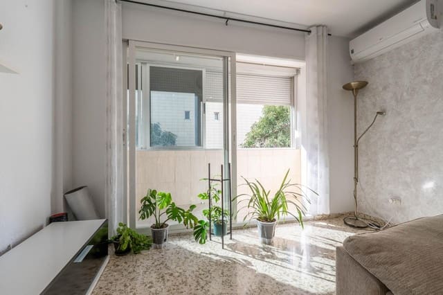 3 sypialnia Mieszkanie na sprzedaż w Maracena z basenem garażem - 204 000 € (Ref: 10098369)
