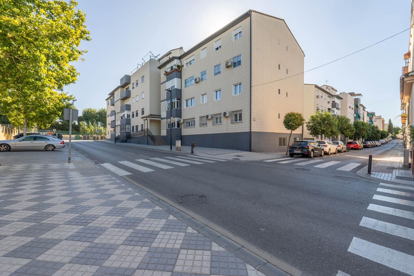 3 sypialnia Mieszkanie na sprzedaż w Maracena z basenem garażem - 204 000 € (Ref: 10098369)