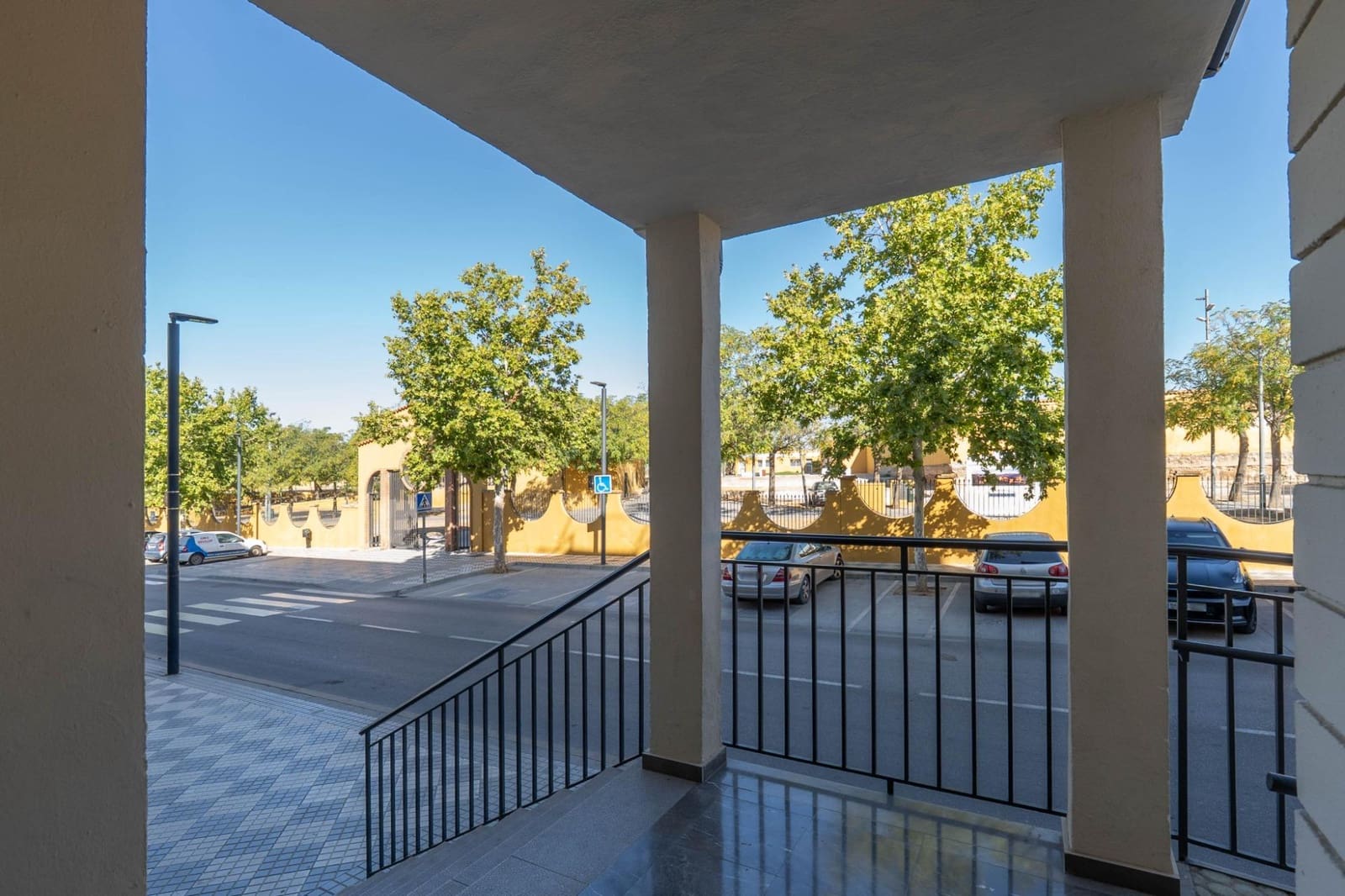 3 sypialnia Mieszkanie na sprzedaż w Maracena z basenem garażem - 204 000 € (Ref: 10098369)