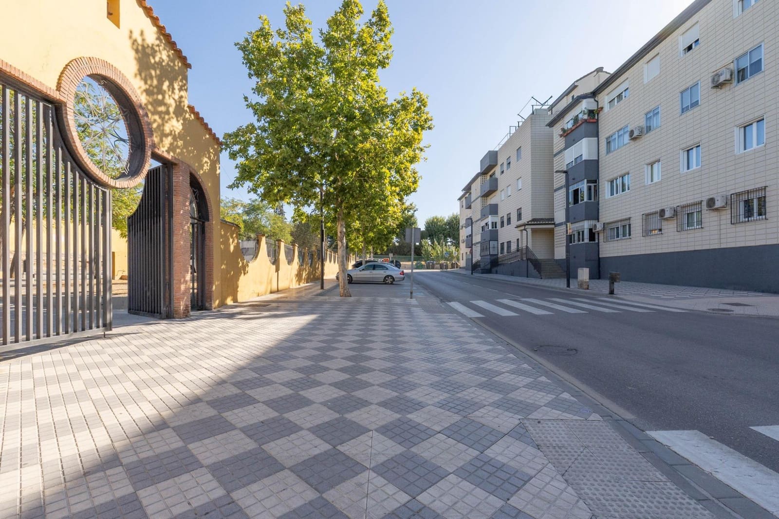 3 sypialnia Mieszkanie na sprzedaż w Maracena z basenem garażem - 204 000 € (Ref: 10098369)