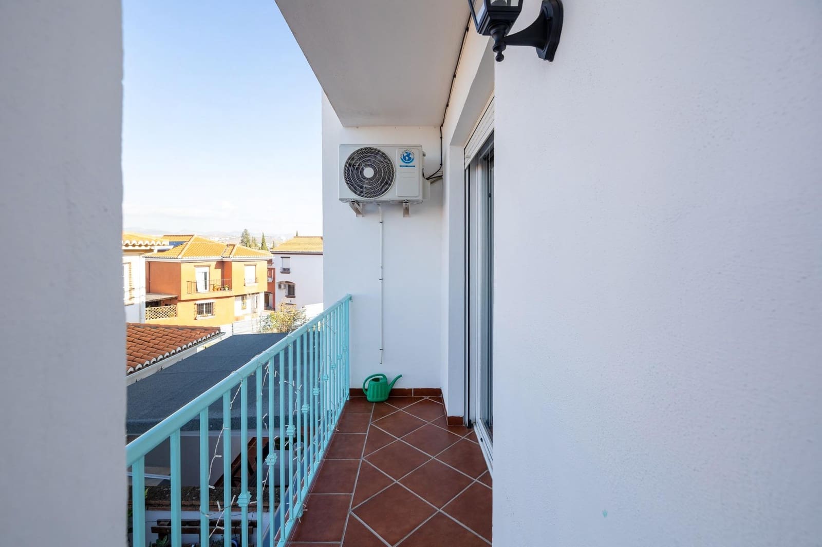 3 sovrum Radhus till salu i La Zubia med garage - 320 000 € (Ref: 10098370)