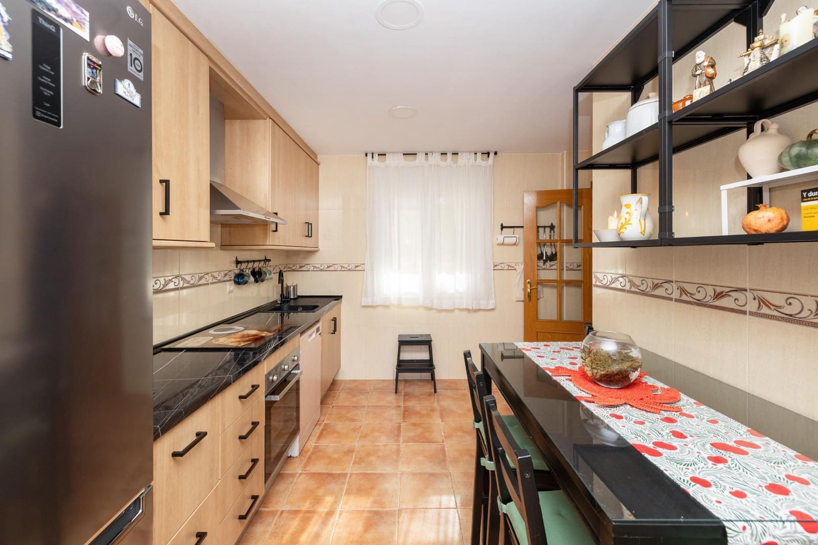3 sovrum Radhus till salu i La Zubia med garage - 320 000 € (Ref: 10098370)