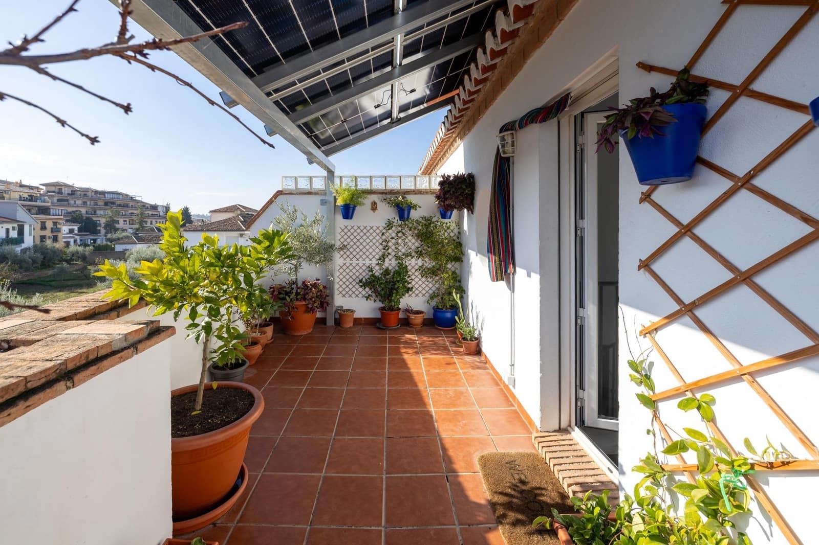 3 sovrum Radhus till salu i La Zubia med garage - 320 000 € (Ref: 10098370)
