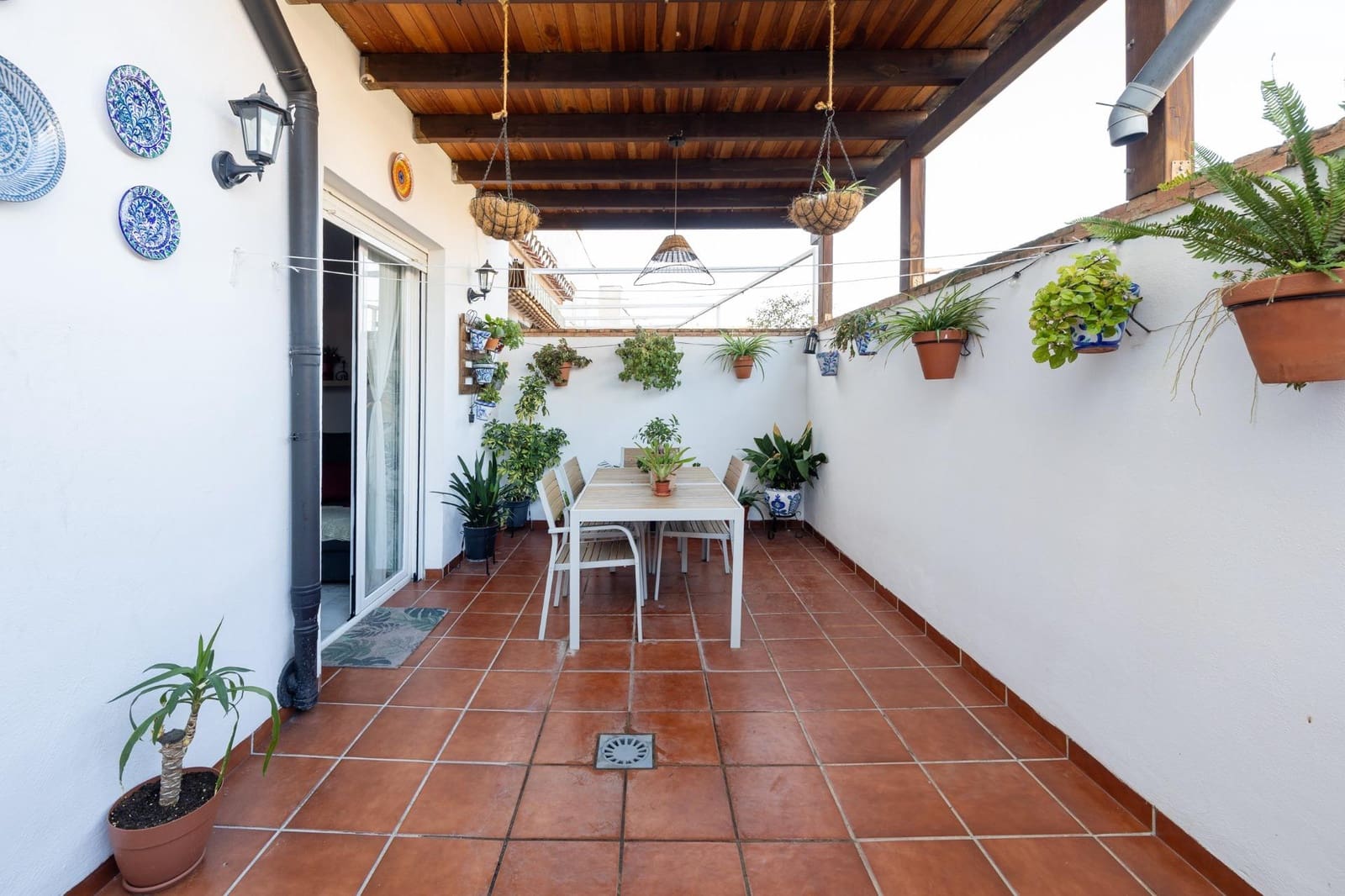 3 sovrum Radhus till salu i La Zubia med garage - 320 000 € (Ref: 10098370)