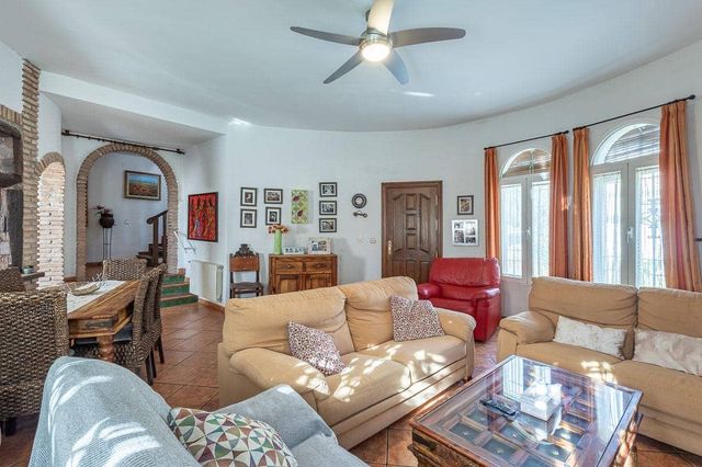 5 soveværelse Villa til salg i Las Gabias med swimmingpool garage - € 480.000 (Ref: 10102559)